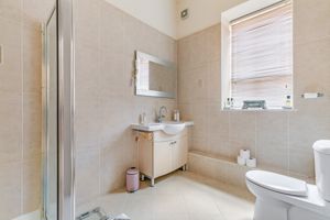 Photo 16- click for photo gallery